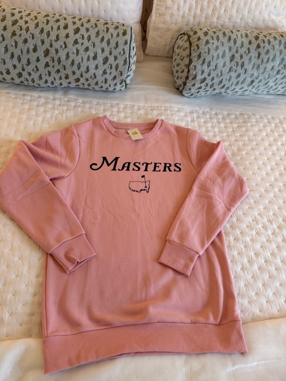 Pink Masters 2026  Sweatshirt with Logo XL-all orders mail in 24 hrs!